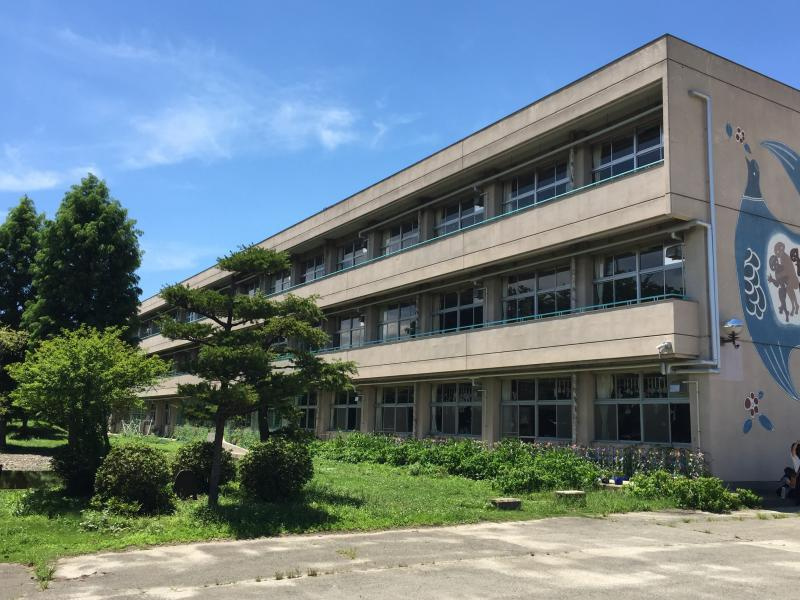 【小学校】東松山市立　青鳥小学校まで1267ｍ