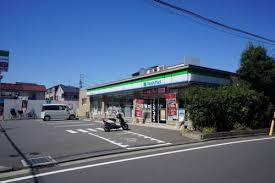 【コンビニエンスストア】ファミリーマート　江戸川上篠崎店まで211ｍ