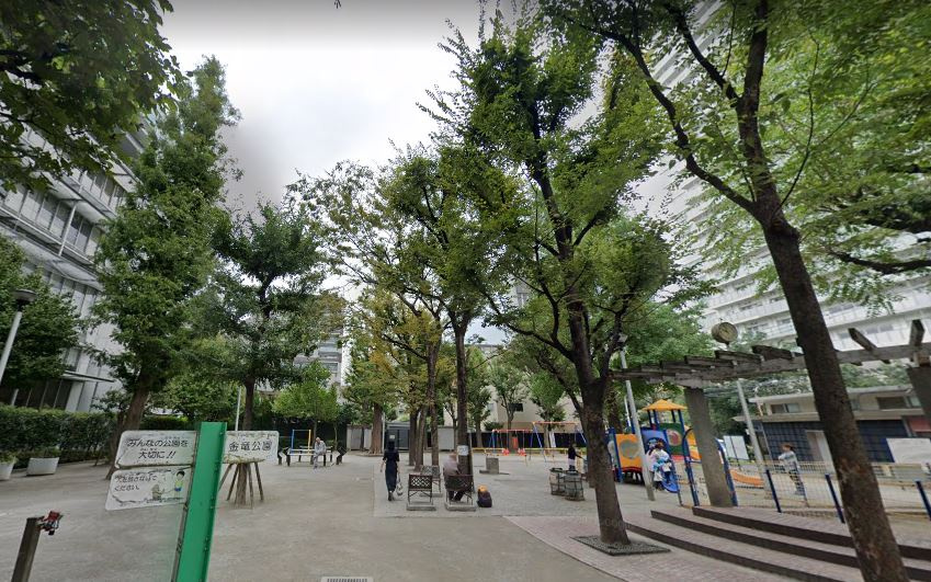 【公園】金竜公園まで1068ｍ