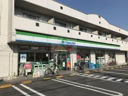 【コンビニエンスストア】ファミリーマート　練馬平和台二丁目店まで271ｍ