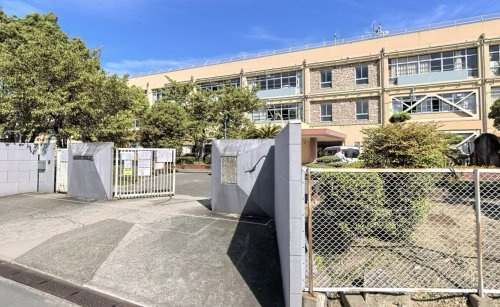 【小学校】和泉市立鶴山台北小学校まで1676ｍ