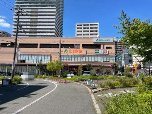 【スーパー】スーパーライフ香里園店まで323ｍ
