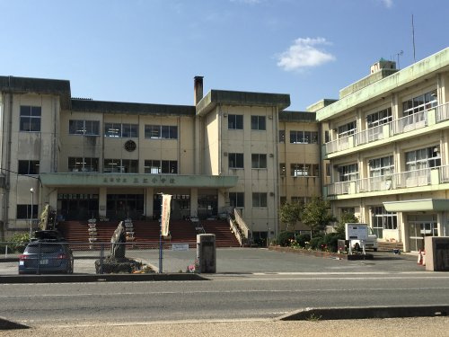 【小学校】三江小学校まで445ｍ