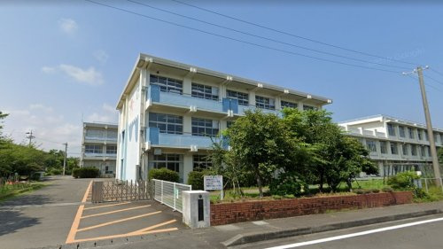 【小学校】焼津市立港小学校まで932ｍ