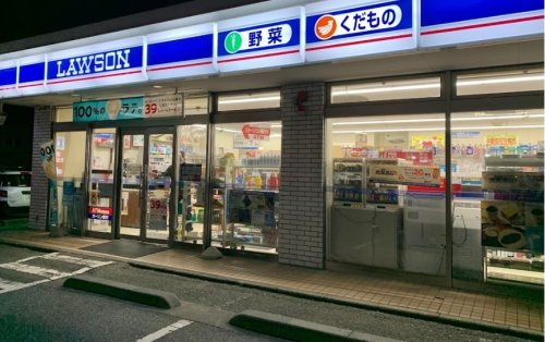 【コンビニエンスストア】ローソン　海老名上郷店まで601ｍ