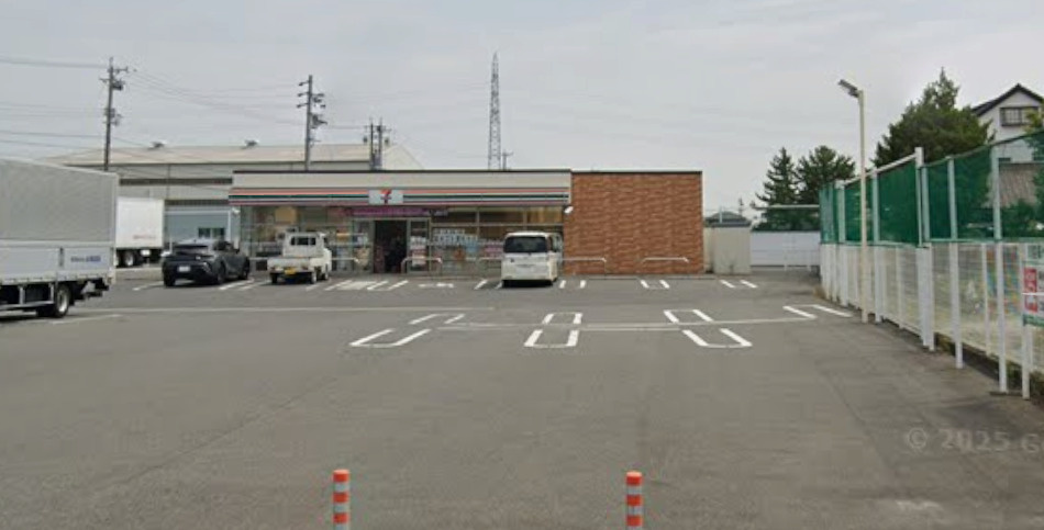 【コンビニエンスストア】セブンイレブン　弥富佐古木店まで2121ｍ
