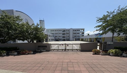 【中学校】神戸市立星陵台中学校まで1490ｍ