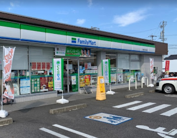 【コンビニエンスストア】ファミリーマート美濃加茂太田南店まで361ｍ