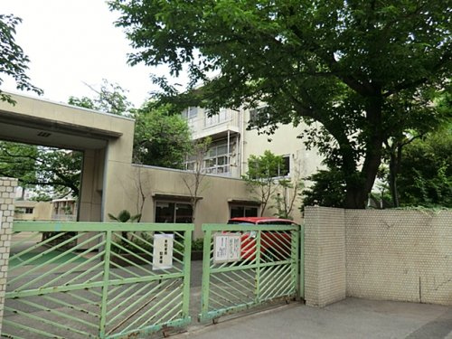 【中学校】川口市立仲町中学校まで517ｍ