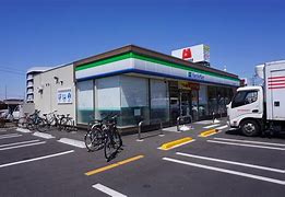 【コンビニエンスストア】ファミリーマート　臼井駅南口店まで1208ｍ