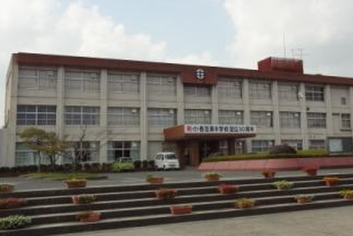 【中学校】香芝市立香芝東中学校まで801ｍ