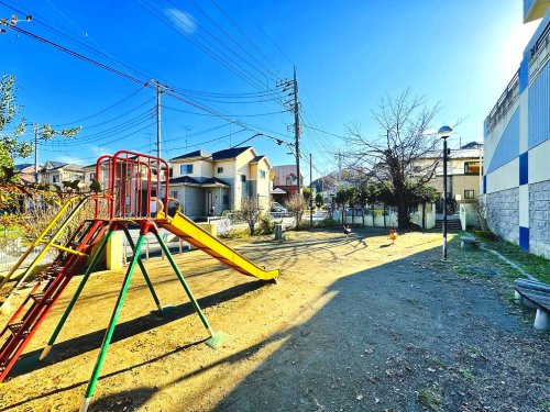 【公園】稲荷山児童遊園地まで230ｍ