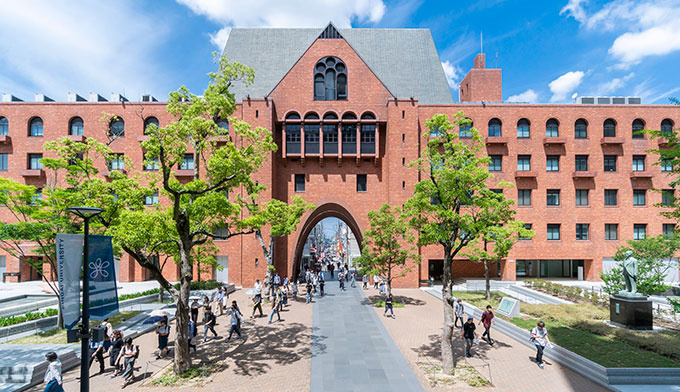 【大学】近畿大学　東大阪キャンパスまで1209ｍ