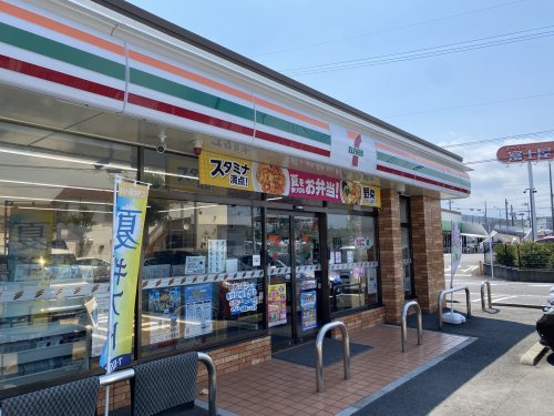 【コンビニエンスストア】セブンイレブン　焼津3丁目店まで488ｍ