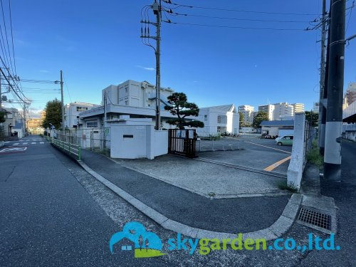 【小学校】藤沢市立大道小学校まで790ｍ