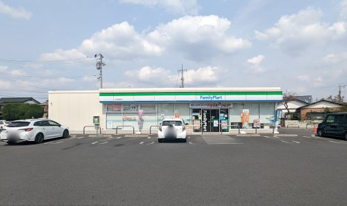 【コンビニエンスストア】ファミリーマート小山神鳥谷店まで445ｍ