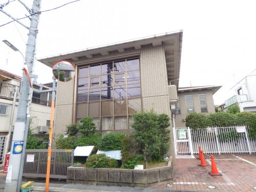 【図書館】目黒区立洗足図書館まで593ｍ