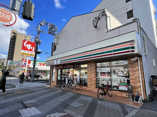 【コンビニエンスストア】セブンイレブン　大阪東加賀屋1丁目店まで125ｍ