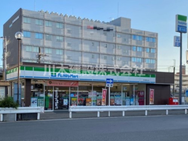 【コンビニエンスストア】ファミリーマート　南大塚駅北口店まで800ｍ