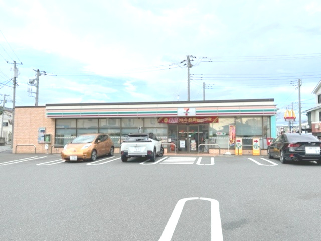 【コンビニエンスストア】セブンイレブン　寒川倉見西店まで452ｍ