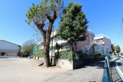 【小学校】新座市立片山小学校まで150ｍ