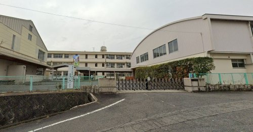 【小学校】総社市立山手小学校まで2500ｍ