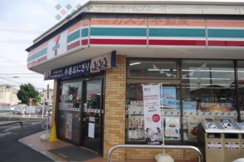 【コンビニエンスストア】セブンイレブン岡山平野店まで967ｍ