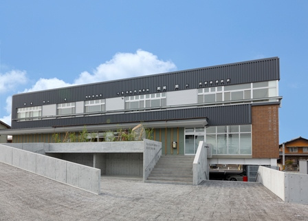 【市役所・区役所】岡山市役所　北区役所　吉備地域センターまで905ｍ