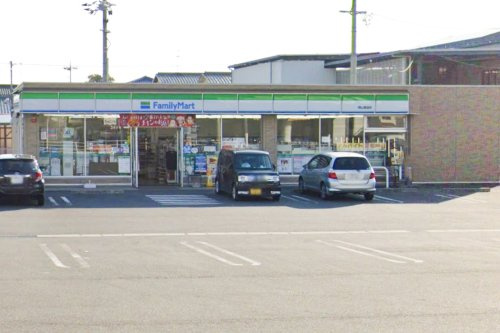 【コンビニエンスストア】ファミリーマート　岡山倉益店まで1107ｍ