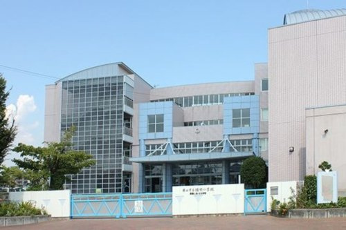 【小学校】岡山市立操明小学校まで100ｍ