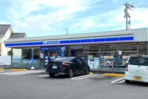 【コンビニエンスストア】ローソン　岡山築港新町一丁目店まで1334ｍ