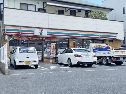 【コンビニエンスストア】セブンイレブン　小倉足立店まで324ｍ