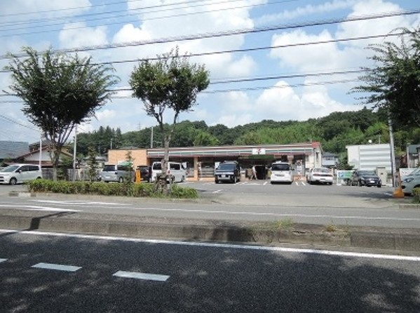 【コンビニエンスストア】セブンイレブン　下柚木西店まで2192ｍ