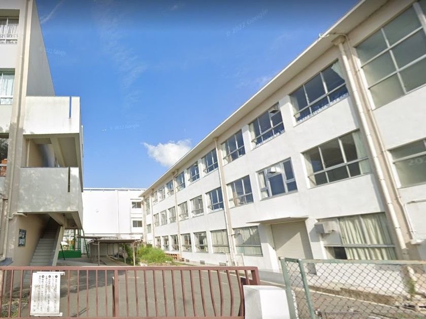 【中学校】伊丹市立西中学校まで1676ｍ