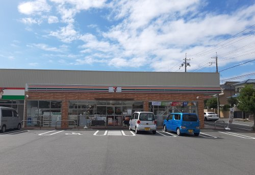 【コンビニエンスストア】セブンイレブン　近鉄大輪田駅前店まで372ｍ