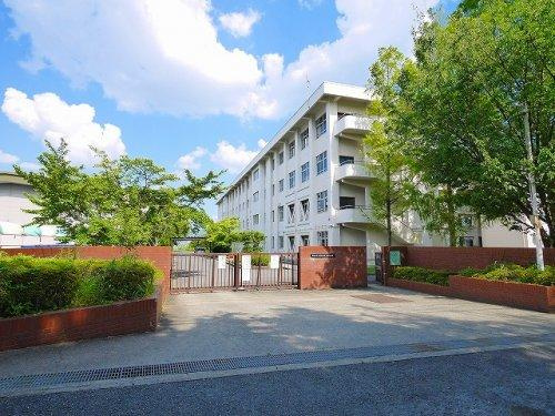 【中学校】大和郡山市立郡山中学校まで1293ｍ