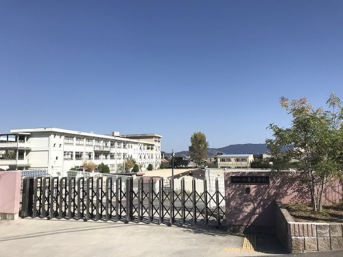 【小学校】奈良市立六条小学校まで2043ｍ