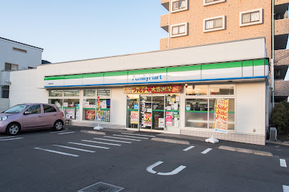 【コンビニエンスストア】ファミリーマート　日野神明店まで1134ｍ