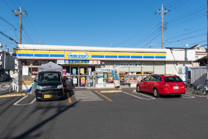 【コンビニエンスストア】ミニストップ　小平たかの街道店まで480ｍ