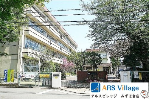 【小学校】朝霞市立朝霞第二小学校まで731ｍ