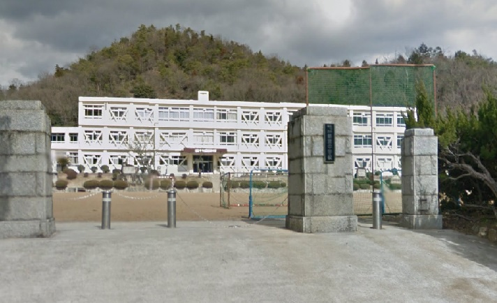 【中学校】たつの市立新宮中学校まで1900ｍ
