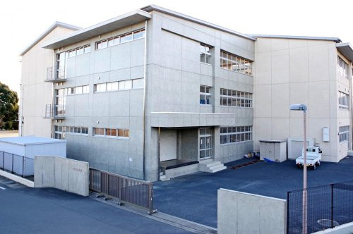 【中学校】玉村町立玉村中学校まで750ｍ
