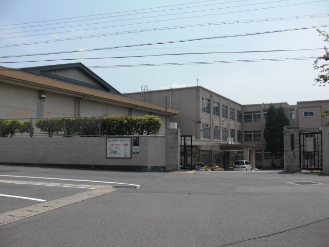 【中学校】京都市立山科中学校まで1300ｍ