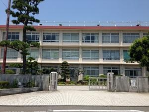 【中学校】平塚市立春日野中学校まで1026ｍ