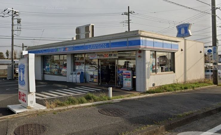 【コンビニエンスストア】ローソン　柏布施店まで801ｍ