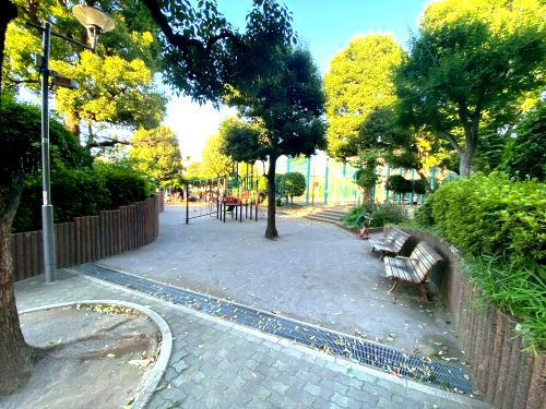 【公園】西霧ヶ谷公園まで175ｍ