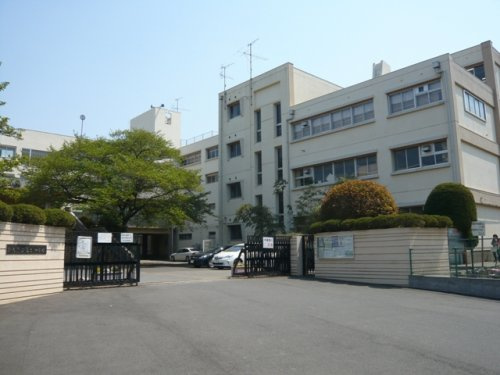 【中学校】越谷市立富士中学校まで1128ｍ