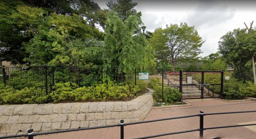 【公園】世田谷区立赤松ぼっくり庭園緑地まで366ｍ