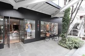 【スーパー】SUPER　A　MARKET　AOYAMA(スーパー　エー　マーケット　アオヤマ)まで780ｍ