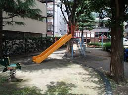 【公園】南青山三丁目児童遊園まで471ｍ